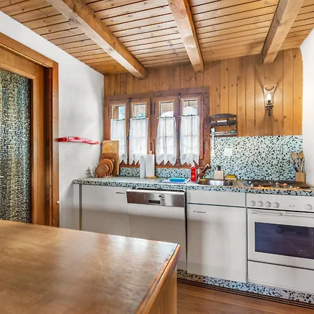 Rustique Avec Parking Prive Et Terrasse Apartmán *